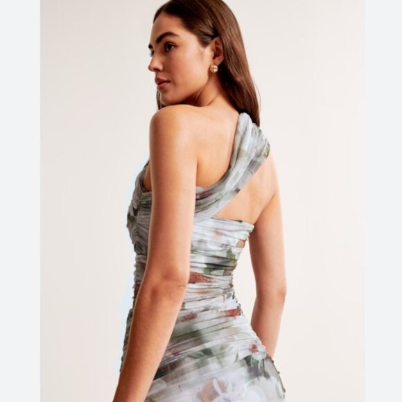 NWT Abercrombie Mesh Asymmetrical Off-The-Shoulder Draped Maxi Dress Small $120 - Picture 2 of 12